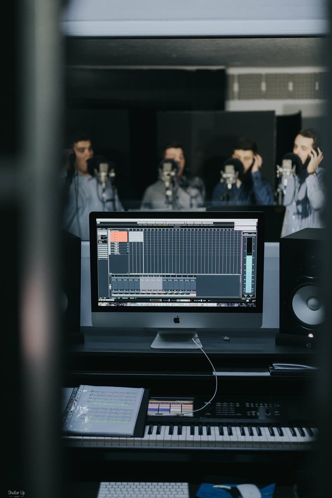 Producție muzicală în studio